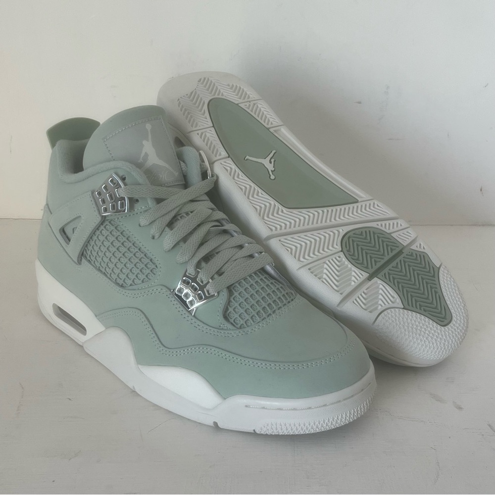 Size 12W/10.5M - Nike Air Jordan 4 Retro Seafoam Abundance Sneakers HV0823-003